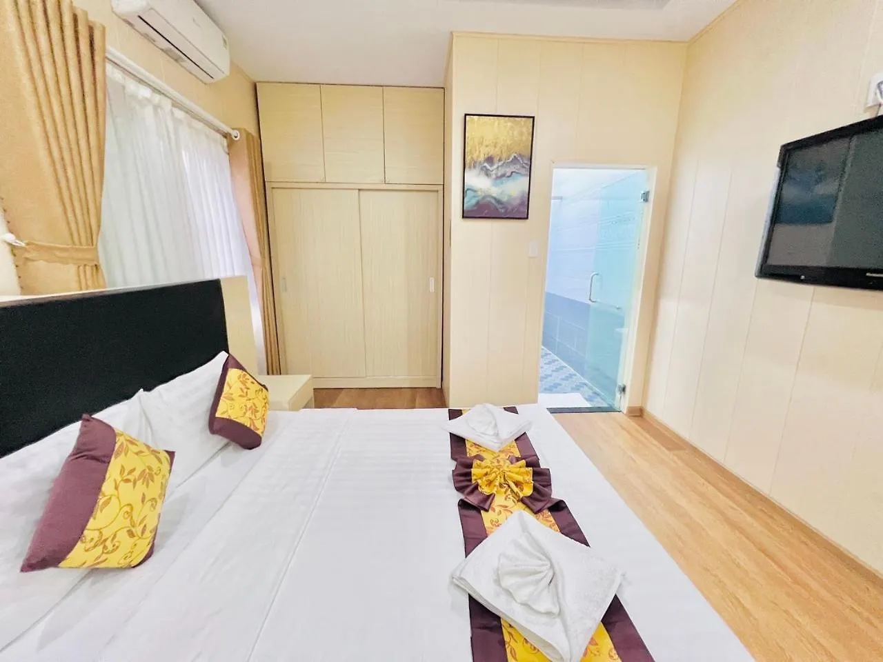 Truc Huyen Hotel Ho Chi Minh City 2*,  Vietnam