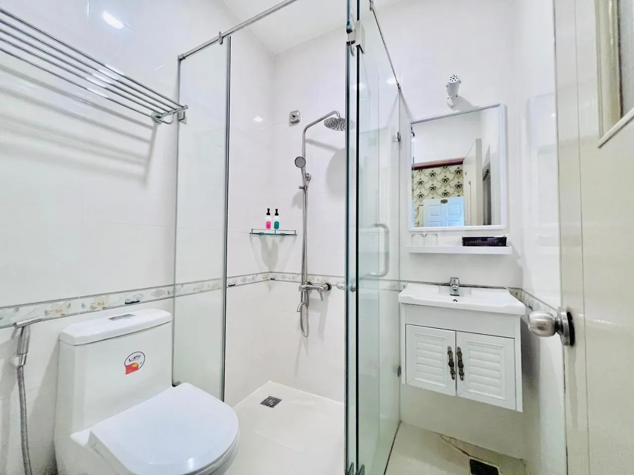 Truc Huyen Hotel 胡志明市 2*,  越南