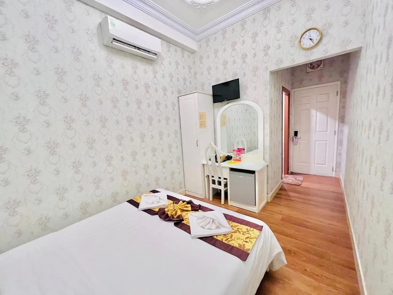 Truc Huyen Hotel Ho Chi Minh City 2*,  Vietnam